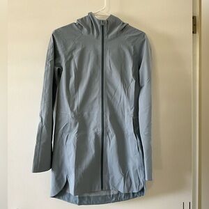 Lululemon Glyde Along Softshell chambray size 4.